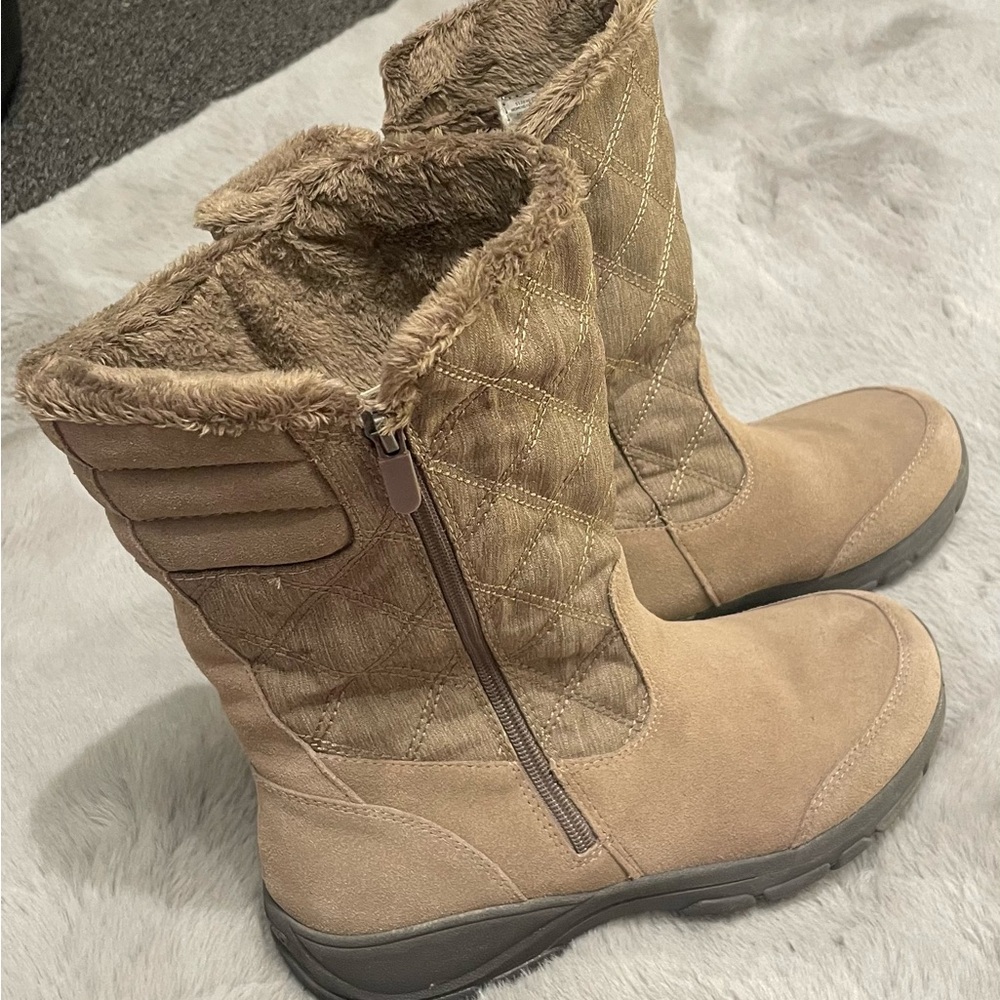 Cozy Tan Quilted Women's Boots